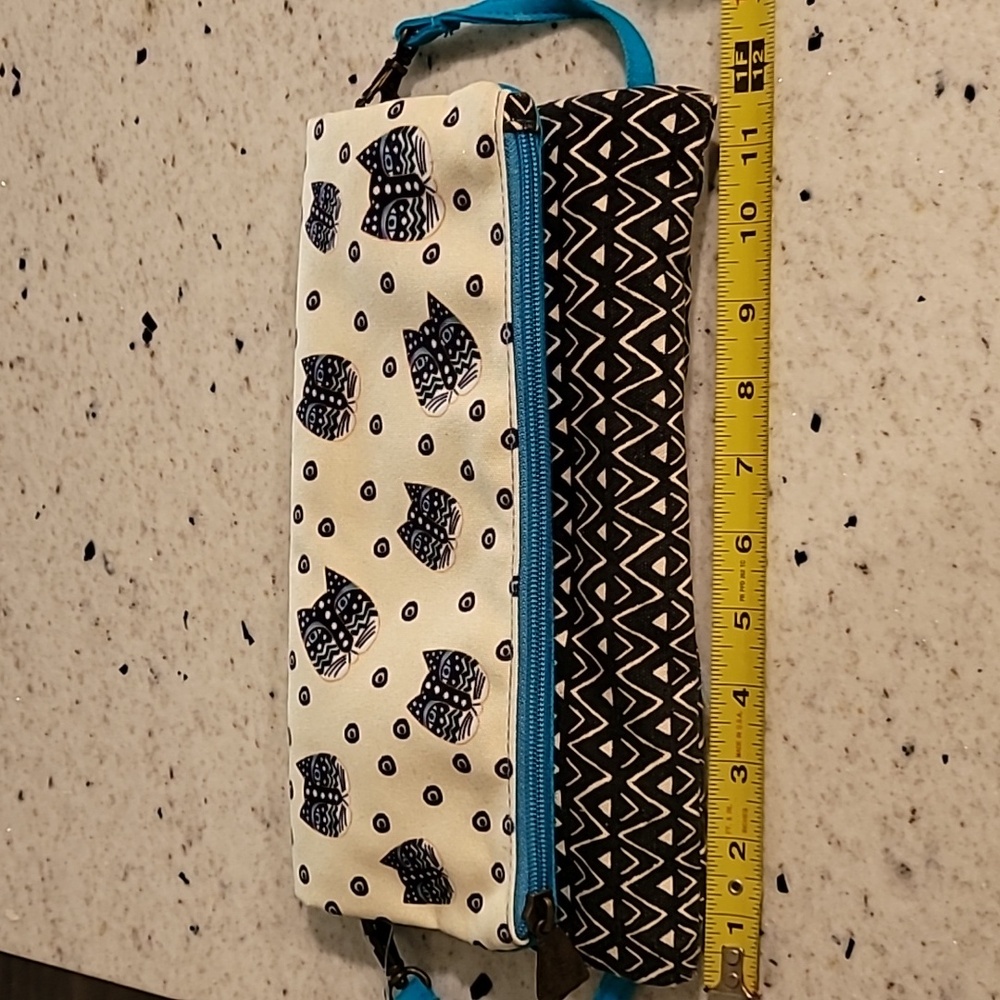 Laurel Burch Cat Print Clutch with Blue Accents - Picture 6 of 8